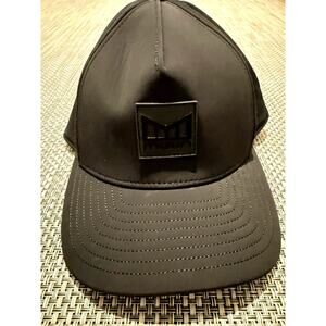 MELIN  NWOT Thermal Odyssey Stacked Infinite Classic Golf Cap Black SOLDOUT RARE